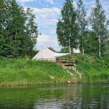 럭셔리텐트 Sunset Glamping - Luksustelttamajoitus Powerparkin Laehellae *