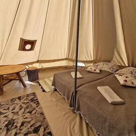 Sunset Glamping - Luksustelttamajoitus Powerparkin Laehellae 럭셔리텐트 Voltti