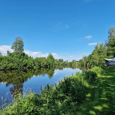 럭셔리텐트 Sunset Glamping - Luksustelttamajoitus Powerparkin Laehellae