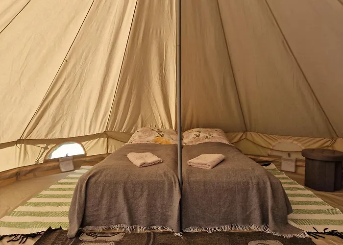 Sunset Glamping - Luksustelttamajoitus Powerparkin Lähellä *